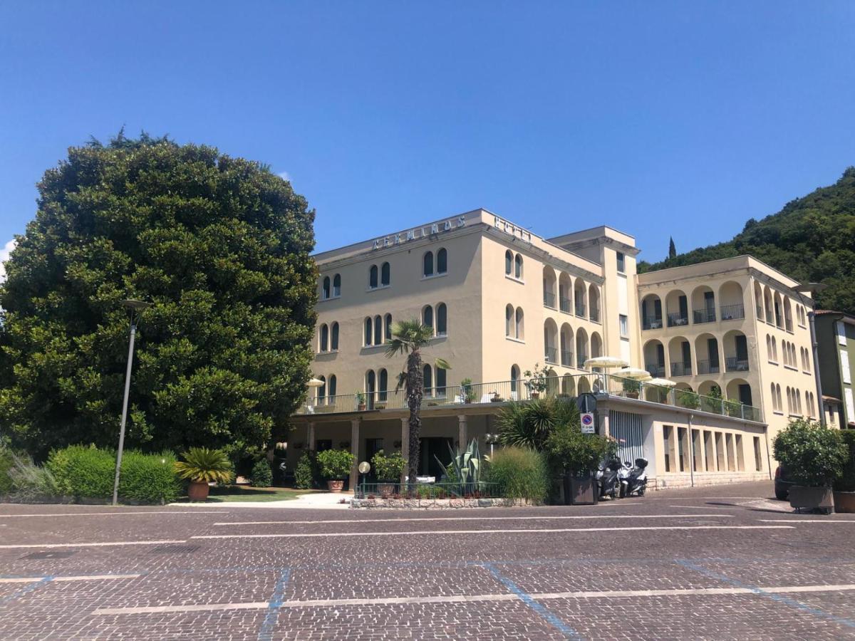 Hotel Terminus Garda  Exterior foto