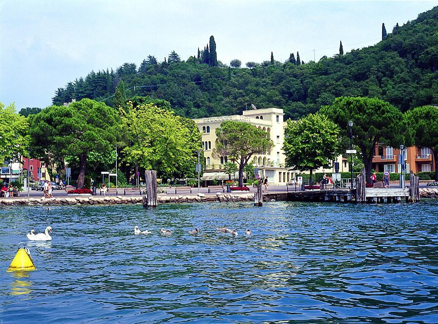 Hotel Terminus Garda  Exterior foto